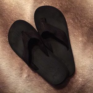 Black Reef Sandy Sandals